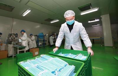 四川岳池3天&ldquo;搶建&rdquo;一家口罩廠,產品移交疫情防控指揮部